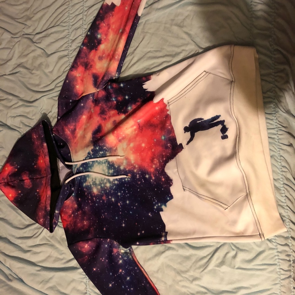 Women’s galaxy hoodie.